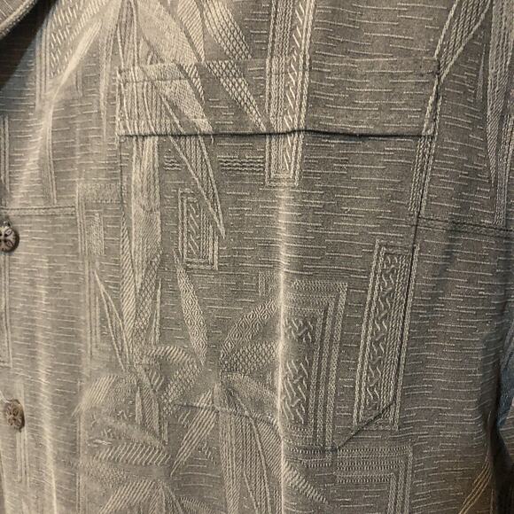 F. Rowe ( HOLD ' EM ) Button Down T Shirt 100% Silk Color Gray Size Large - Picture 10 of 10